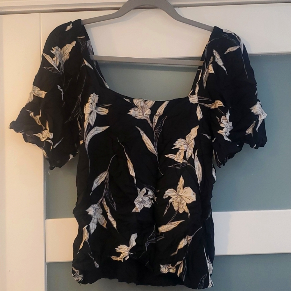 A New Day Summer Floral Top